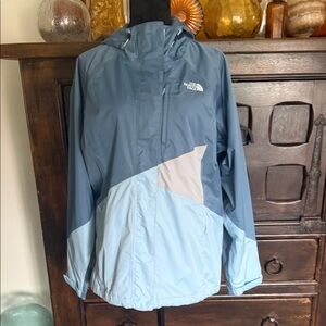 The North Face Women's Hyvent Two-Tone Blue Ski Jacket (shell only)